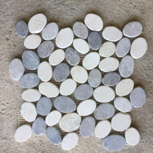 Oval Random Interlock White/Dark Grey Marble